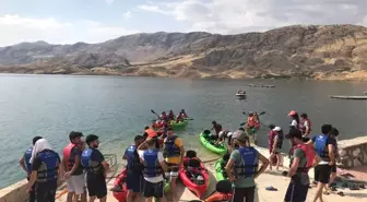 Su Sporları Merkezi'nde kampa girdiler