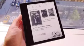 Amazon, E-Kitap Okuyucusu Kindle Oasis'e Renk Ayarlı Aydınlatma Özelliği Getiriyor