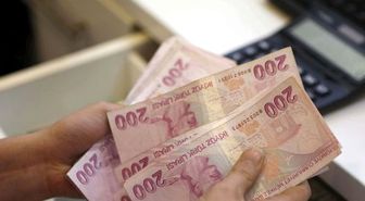 Emirates Havayolları, 15 bin 500 lira maaşla kabin görevlisi almak için Türkiye'ye geliyor