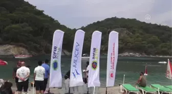 Fethiye'de deniz dibi temizliği yapıldı