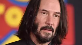 Keanu Revees İçin Hayranlarından 'Yılın Kişisi Olsun' Kampanyası