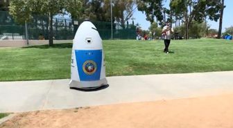 ABD'de üretilen robot polis ilk devriyesine çıktı