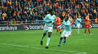 Başakşehir, Adebayor'a teşekkür etti