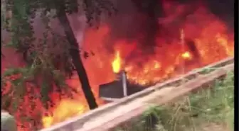 (Havadan fotğraflarla) Çekmeköy'de ev yangını; felçli kişi yangın büyümeden dışarı çıkarıldı