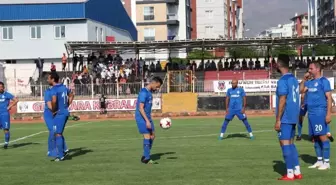 Milli Futbolcular Vanlılarla hasret giderdi