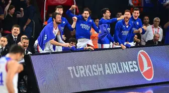 Anadolu Efes ligde 14. kez şampiyon oldu