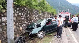 Karabük'te trafik kazası: 1'i ağır 3 yaralı