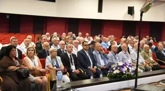 Özgener: 'İzmir Ekonomi Üniversitesi bizim göz bebeğimiz'