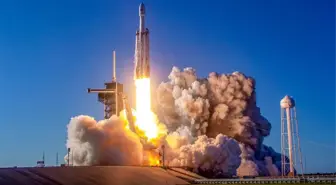 SpaceX, Falcon Heavy ile 152 İnsanın Küllerini Uzaya Taşıyacak