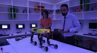 İZMİR YÜRÜYEN ROBOT MAKİNE İLE JÜRİ ÖZEL ÖDÜLÜ ALDILAR