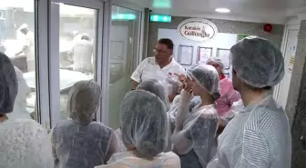 (Özel) Türk baklavasını öğrenmek için Brezilya'dan geldiler