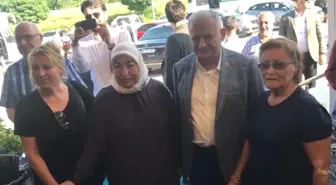 Binali Yıldırım'a yoğun ilgi