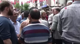 Araklı'daki selde hayatını kaybeden 78 yaşındaki Halim Köse son yolculuğuna uğurlandı