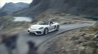 Porsche 718 Spyder ve 718 Cayman GT4, 420 Beygirlik Güç