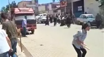 Şanlıurfa'da aileler arasındaki kavga kamerada