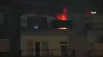 Başkent'te binanın 3. katında çıkan yangında 3 kişi mahsur kaldı