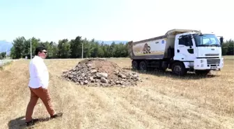 Buca'da kaçak moloz dökümüne suçüstü