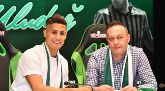 Konyaspor, Alper Uludağ'ı transfer etti