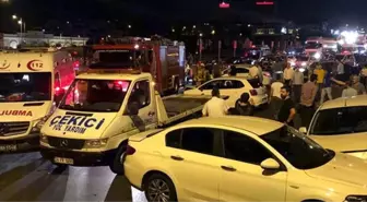 Yarış yapan karı- koca Kadıköy'de zincirleme kazaya neden oldu: 7 yaralı