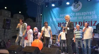 Behzat ve Süheyl Uygur kardeşler Bayırköy'de vatandaşları kırdı geçirdi