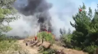 Silifke'de orman yangını yüzünden bazı evler boşaltıldı, yollar trafiğe kapatıldı