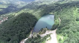 Ulugöl'de en büyük balığı yakalamak için yarıştılar