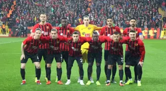 Eskişehirspor genç yıldızlarını elinde tutmak istiyor