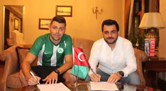 Giresunspor, Raul Rusescu'yu renklerine bağladı