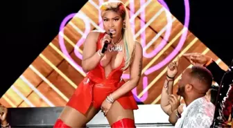 Nicki Minaj'ın Suudi Arabistan konseri sosyal medyada tartışılıyor