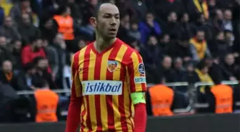 Umut Bulut yeniden Kayserispor'da