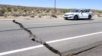 California'da 6.4 büyüklüğünde deprem