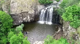 Çiseli Şelalesi'ne ziyaretçi akını