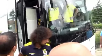 Fenerbahçeli futbolcular cuma namazını kıldı