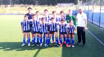 Yunusemre Belediyespor U-13 takımı yarı finale yükseldi