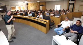 Afyonkarahisar Belediyesi'nden sorumlu personele strateji ve planlama eğitimi