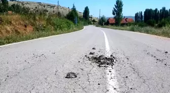 Hisarcık'ta ağır tonajlı araçların yolları bozduğu iddiası