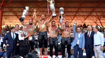 Ali Gürbüz altın kemeri taktı