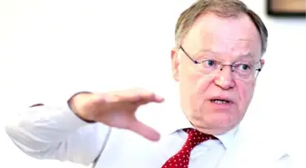 'Aşırı sağ terör tehlikesi henüz geçmedi'