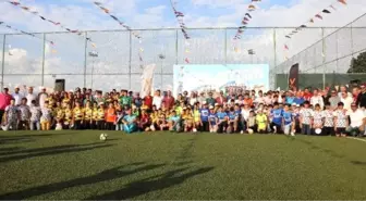 Bizim Neslin Uşakları 'Altın Kolye Futbol Turnuvası'nda buluştu