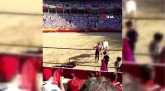 İspanya'da Geleneksel Boğa Koşusunun İlk Gününde 5 Kişi Yaralandı