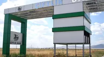 Konya'da, 'Çiftlik Bank'ın tabelası ve temeli kaldı