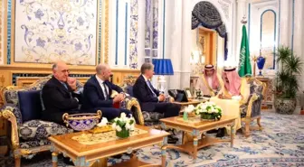 Suudi Arabistan Kralı, İngiliz Maliye Bakanı ile görüştü