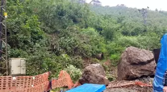 Tehlike oluşturan kayanın düşülme anı kamerada