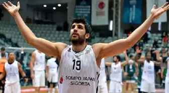 Burak Can Yıldızlı 1 yıl daha Beşiktaş'ta