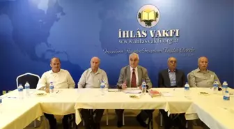 İhlas Vakfı 1'inci ilahiyatçilar buluşması başladı