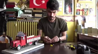 KAYSERİ Atık malzemelerden araç maketi yapıyor