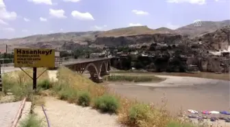 Tarihi Hasankeyf Kalesi'ne tekneyle ulaşılacak