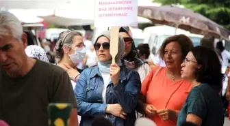 Mahalle kadınlarından pazarda baz istasyonu protestosu