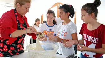 Ataşehirli minik şefler mutfakta