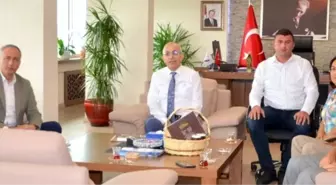 Gökçeada Belediye Başkanından Rektör Prof. Dr. Sedat Murat'a ziyaret